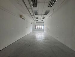 Ubi Techpark (D14), Factory #572098921